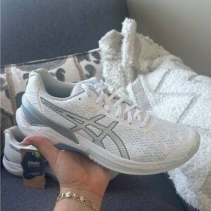 BRAND NEW Asics court shoes